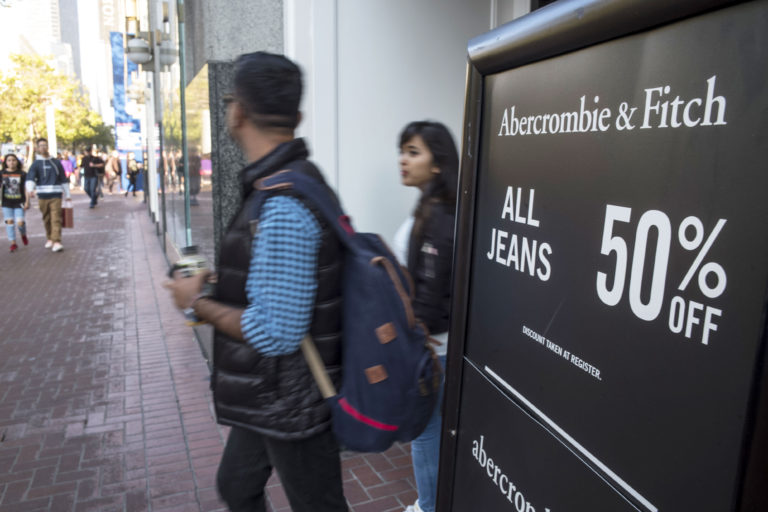 Abercrombie & Fitch trims holiday-quarter gross sales outlook