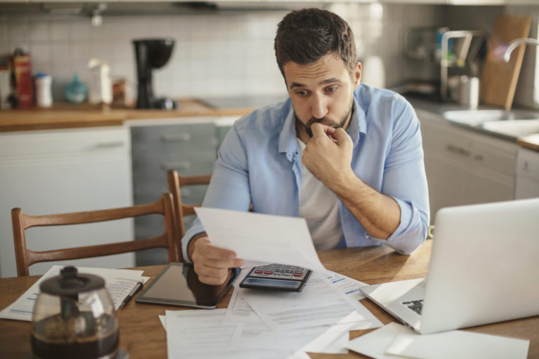 Feeling behind on retirement financial savings? Listed below are 4 methods to get you on monitor