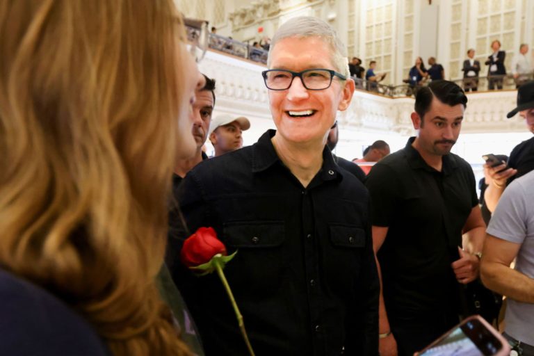 Apple (AAPL) earnings Q1 2022