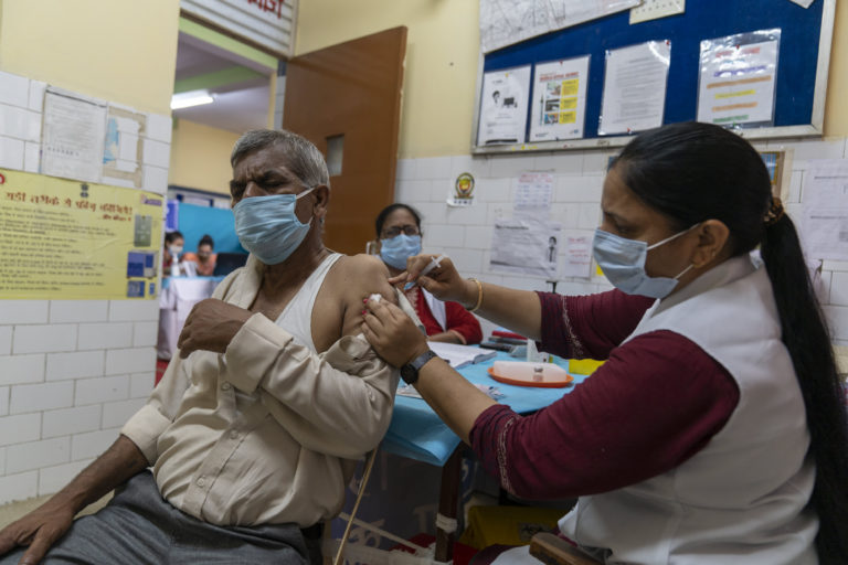 Omicron variant in Maharashtra and Delhi