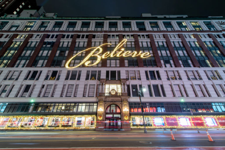 Macy’s (M) Q3 2021 earnings beat