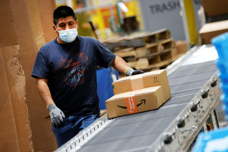 Inflation fuels vacation on-line gross sales to document $204 billion: Adobe