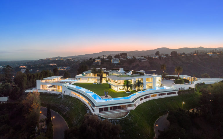 Most costly house in America lists for $295 million, might head to public sale