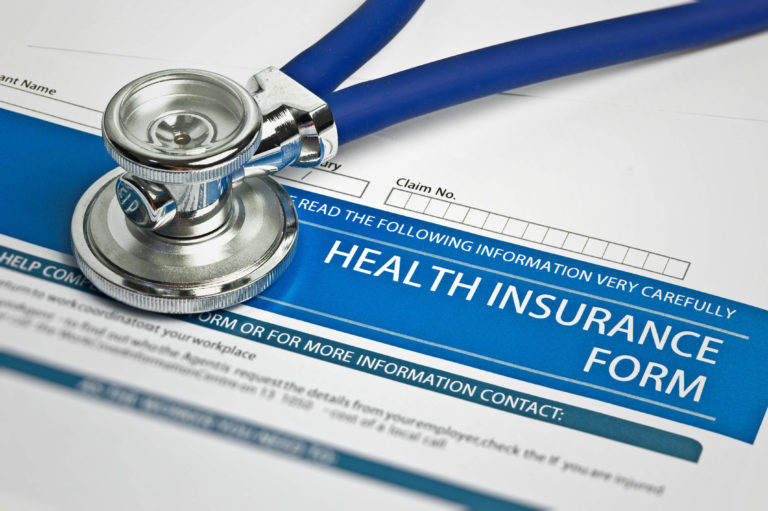 How to save cash when choosing your medical health insurance plan