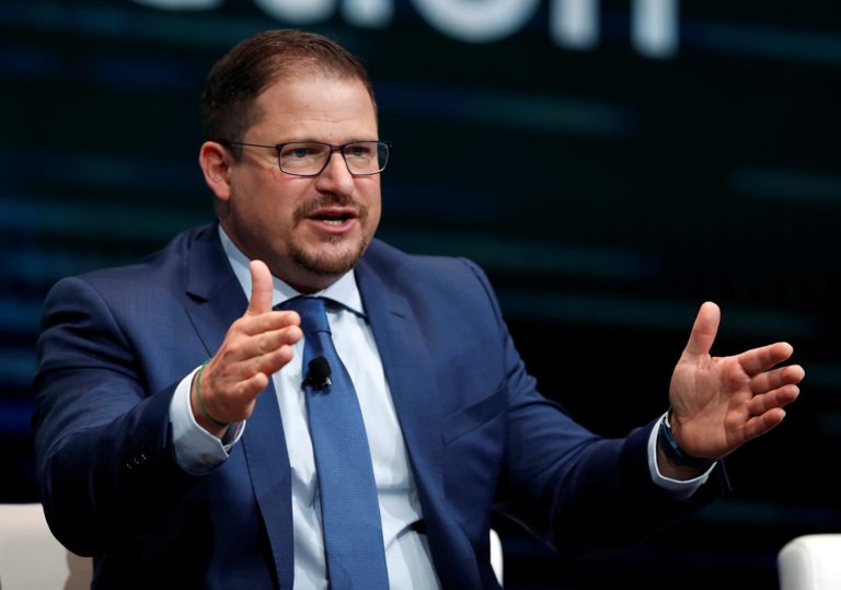 Qualcomm CEO Cristiano Amon on metaverse, industrial alternative