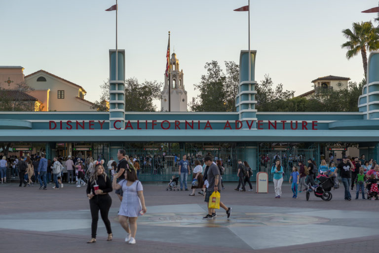 Investing Membership: Disney rewards its affected person traders with a blockbuster quarter