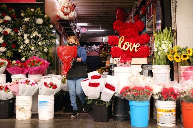 Inflation means value jumps for dinner and roses this Valentine’s Day