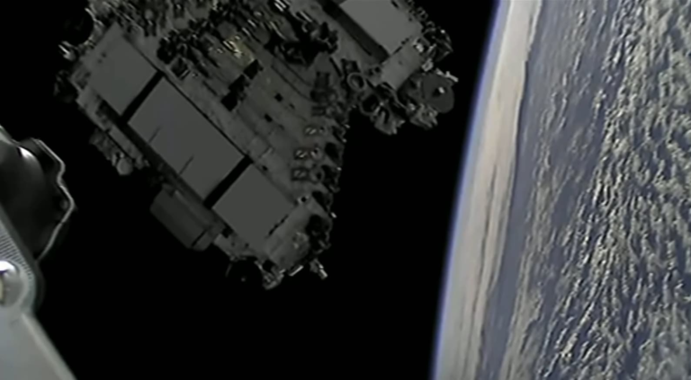 SpaceX dropping Starlink satellites because of geomagnetic house storm