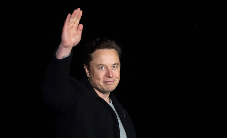 Elon Musk cheers on Justice Division probe of quick sellers