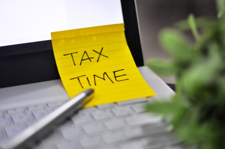 3 well timed methods to spend your tax refund this 12 months