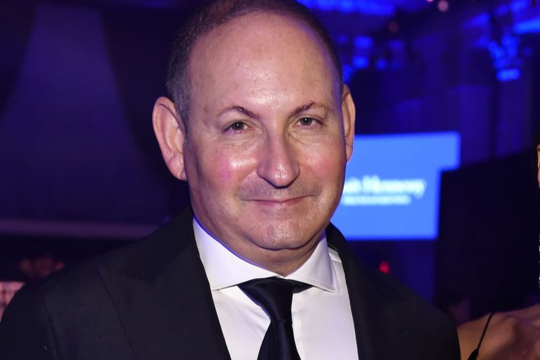 Estee Lauder reportedly suspends exec John Demsey over Instagram put up