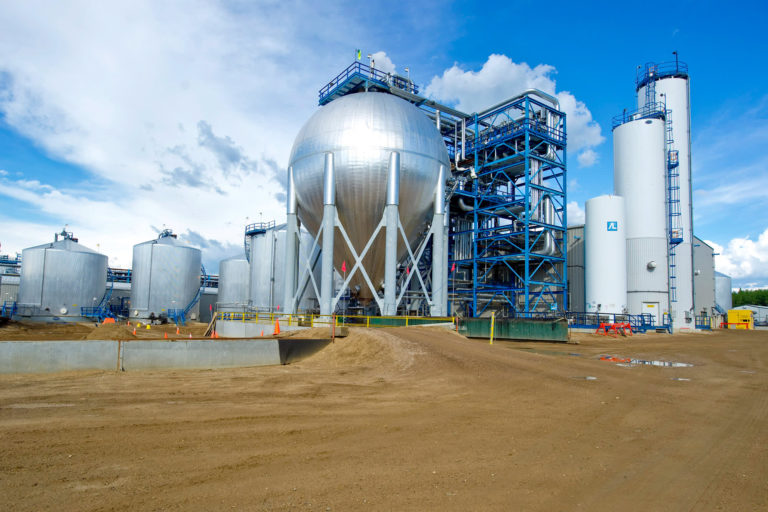 Jim Cramer says Devon Vitality is insurance coverage in opposition to geopolitical chaos