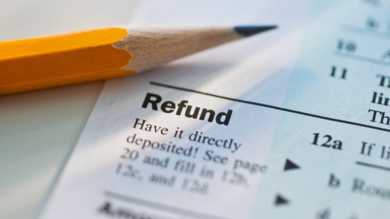 46% of taxpayers plan to avoid wasting their refunds this 12 months