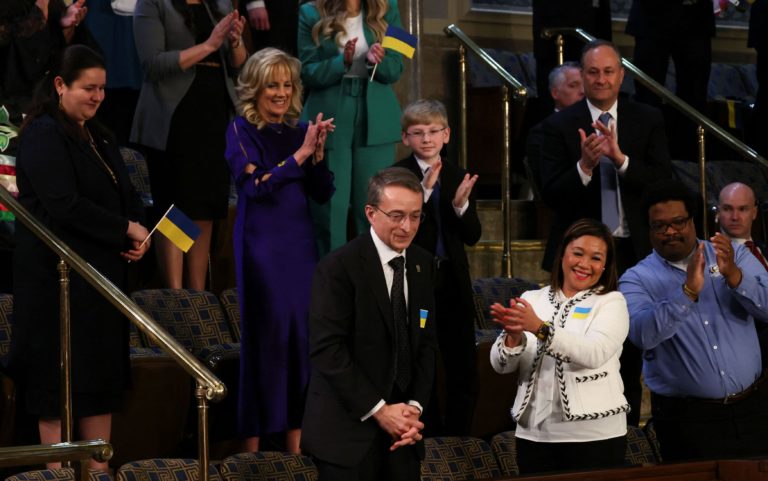 Why Intel’s CEO was a visitor at Biden’s State of the Union handle