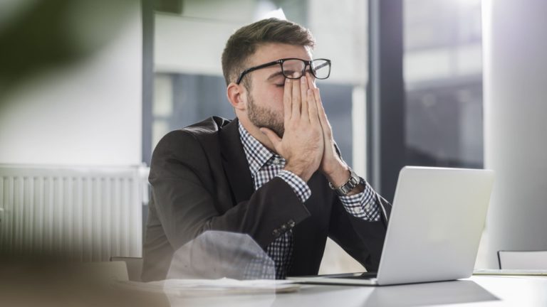 Individuals are pausing investments due to the Russia-Ukraine battle