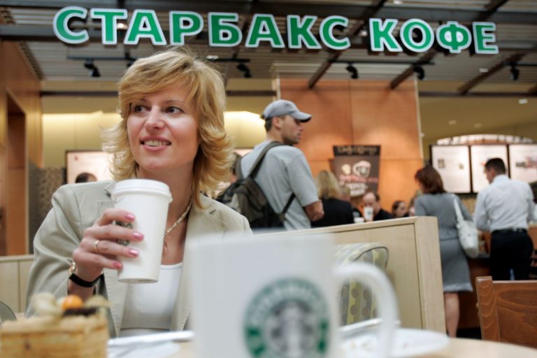 Starbucks suspends enterprise in Russia