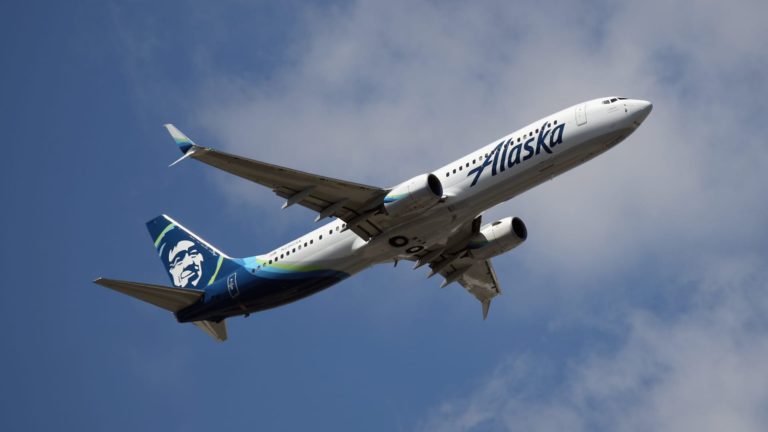 Alaska Airways flight attendants get double pay to choose up shifts