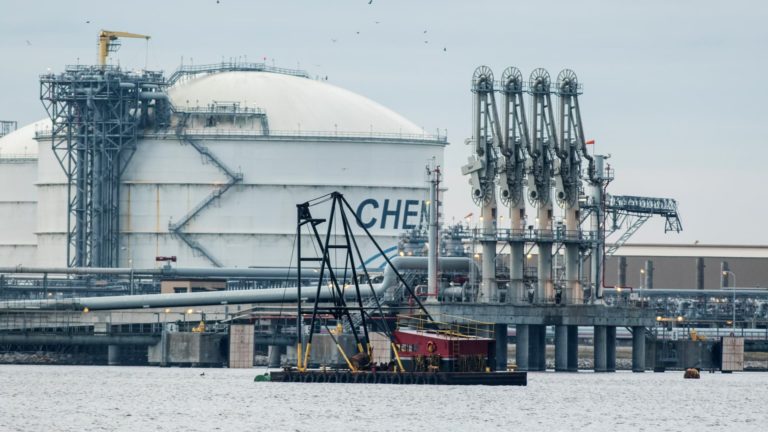 These three LNG performs are worthy investments, Jim Cramer says