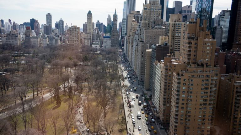 Manhattan residential actual property gross sales hit report $7.3 billion in first quarter
