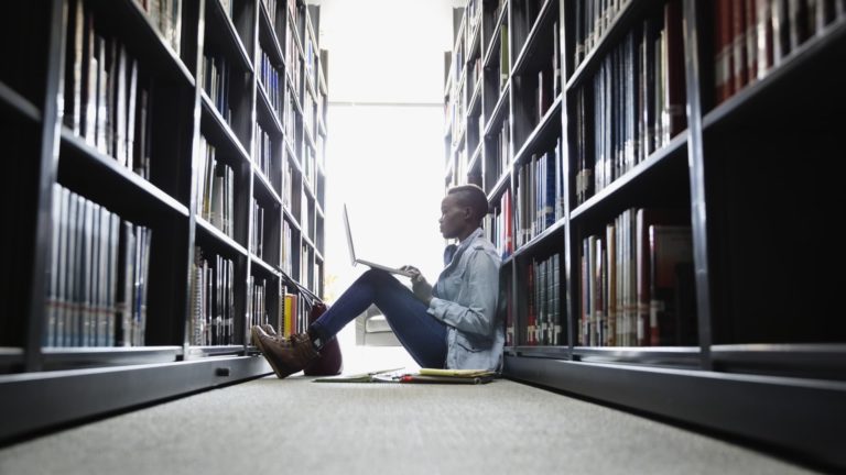 Listed here are 3 methods to keep away from taking over an excessive amount of scholar mortgage debt