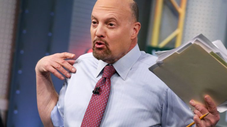 Resist the urge to promote every little thing, Jim Cramer tells traders