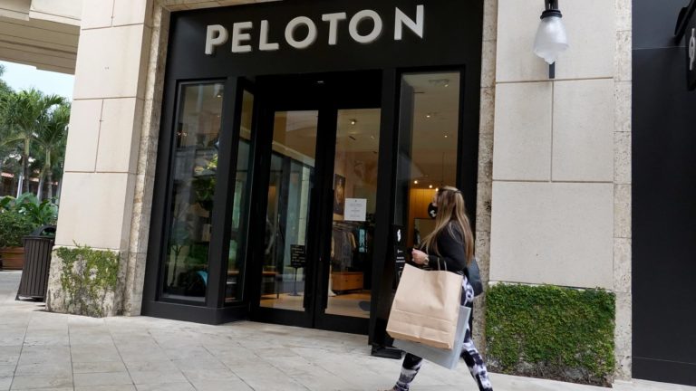 Peloton activist Blackwells takes intention at new CEO, pushes on the market