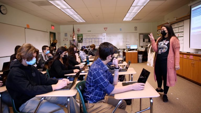 Almost 25% of U.S. college students have entry to private finance schooling