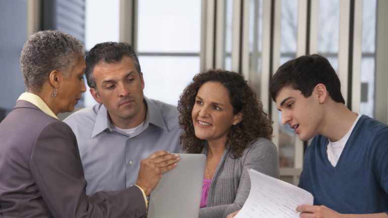 Why you must open a Roth particular person retirement account on your children