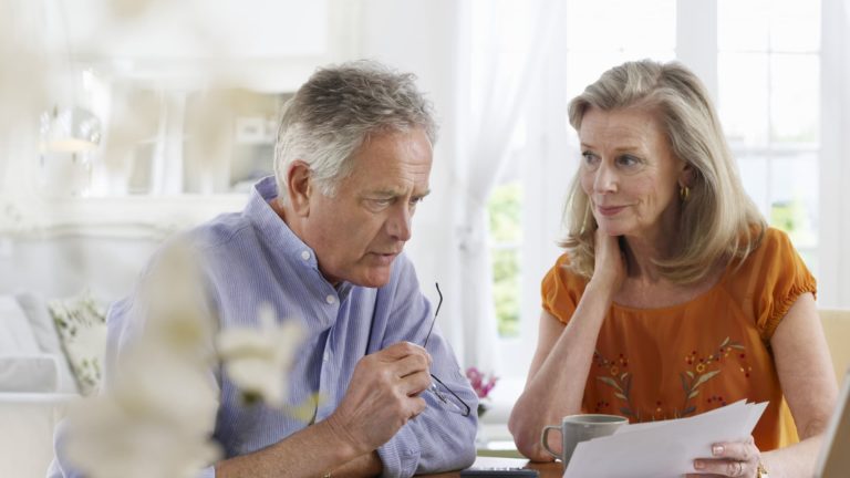 Most Individuals nonetheless really feel optimistic about retirement, survey finds