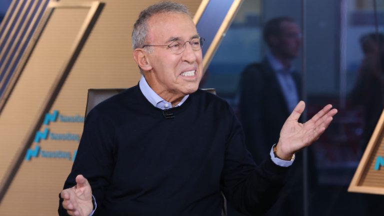 Tesla bull Ron Baron says Elon Musk’s stake in Twitter is meaningless