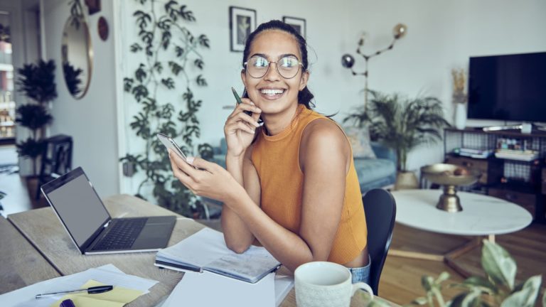 Right here’s how younger ladies are deciding how a lot to save lots of for retirement