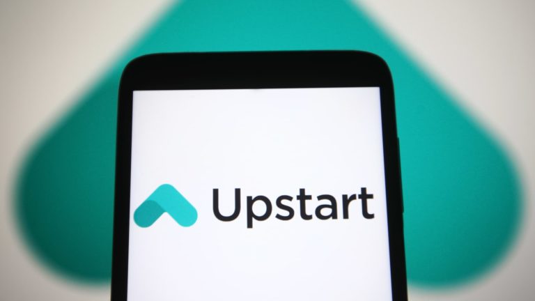 Upstart shares plummet 50% after firm cuts full-year income forecast