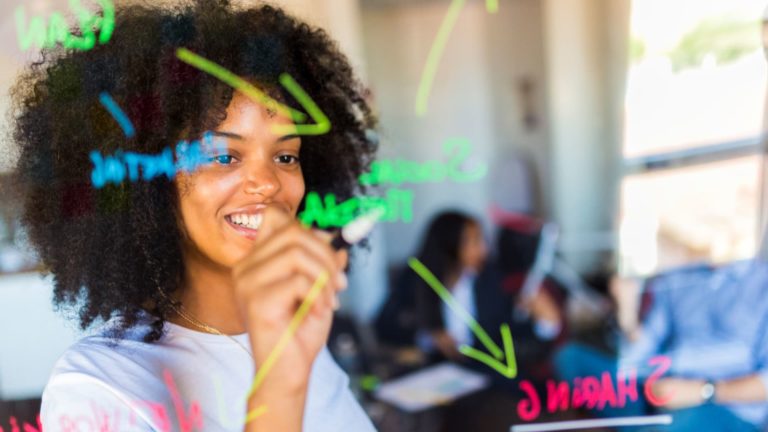 This is what to contemplate earlier than staring a aspect hustle