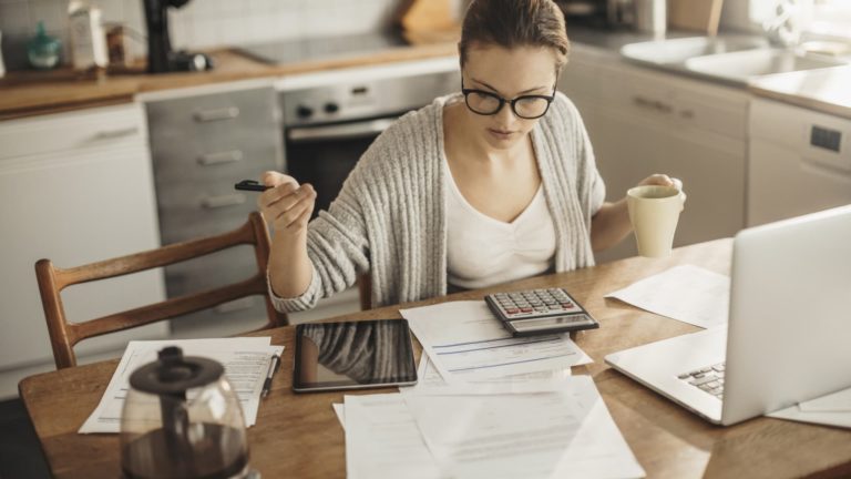 What specialists say to do if inflation has you fearful about retirement