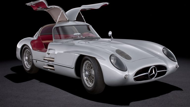 Mercedes-Benz 300 SLR Uhlenhaut Coupe sells at public sale for $143 million