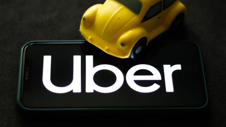Uber to broaden in Italy via taxi partnership