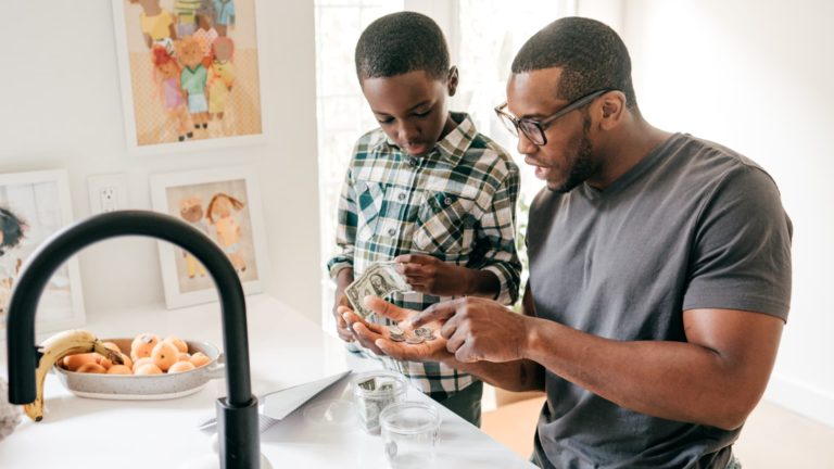 As inflation runs excessive, 58% really feel nervous about their financial savings