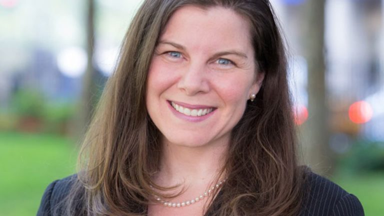 This advisor began a monetary non-profit to empower ladies