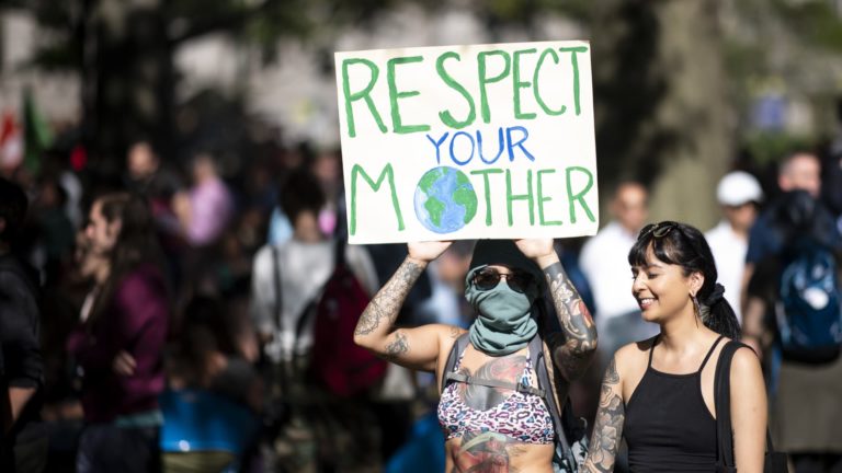 Why many younger ESG traders additionally personal cryptocurrencies