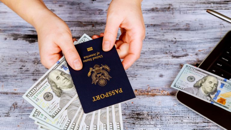 1 in 4 expats ‘severely contemplating’ renouncing U.S. citizenship