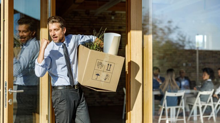 In case you’re heading to a brand new job, don’t neglect about your 401(ok)