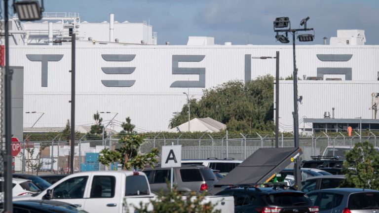 Tesla is below scrutiny by the EEOC, 10Q reveals