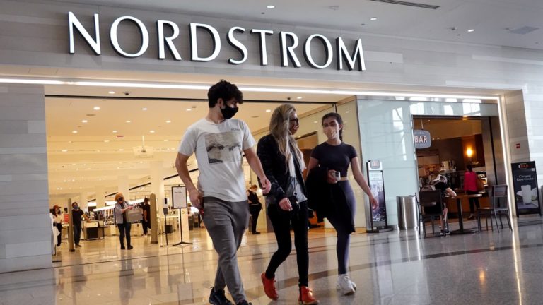 Nordstrom (JWN) studies Q2 2022 outcomes