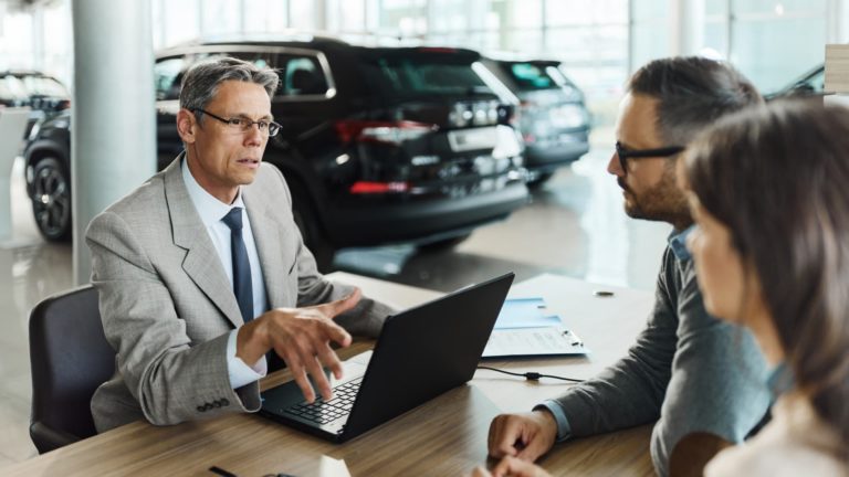 Financing pushes month-to-month value of latest automobiles to report $702