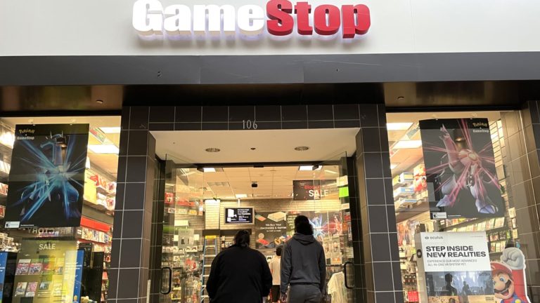 GameStop (GME) Q2 2022 earnings