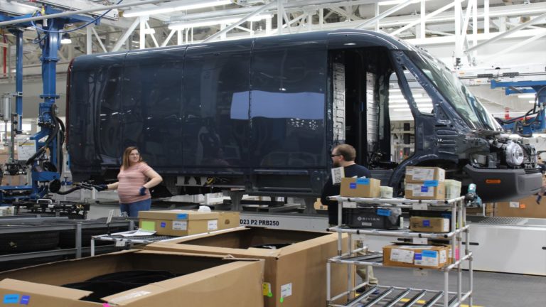 Mercedes-Benz, Rivian accomplice on EV business vans in Europe