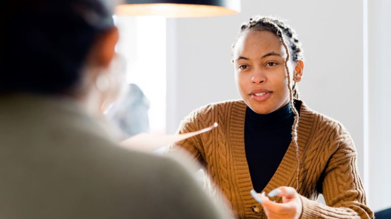 take advantage of pay transparency whereas job looking