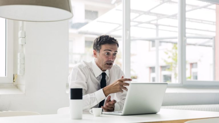 The worry of loss can value traders big-time. Right here’s how