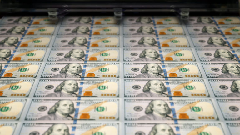 Why salaries in america do not sustain with inflation