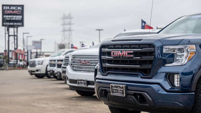 GM, Stellantis rank worst for gasoline effectivity, even amid EV push